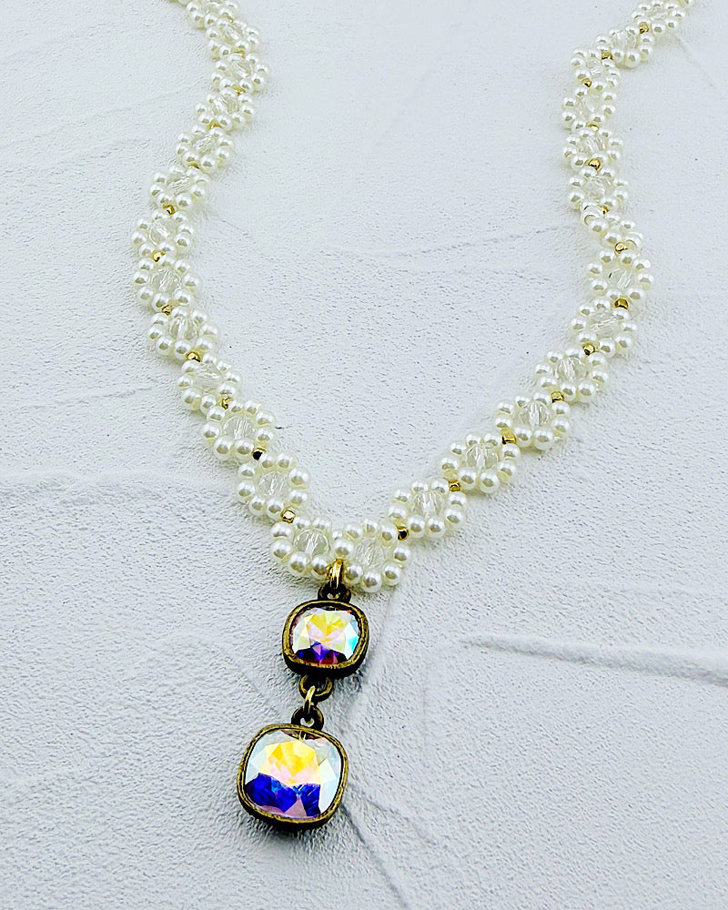 Kamille Pearl Flower Necklace