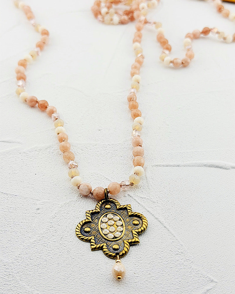 Victoria Blush Necklace