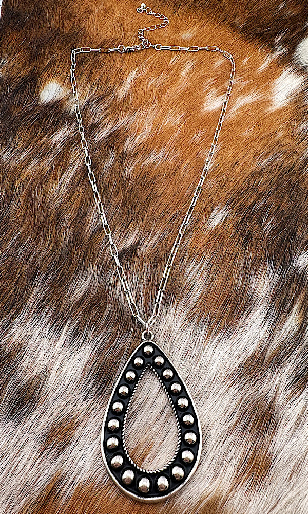 Stevie Teardrop Necklace