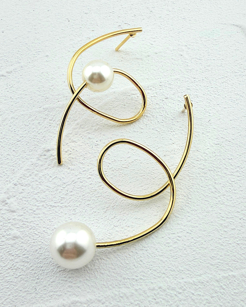 Pearl Rebellion Earrings