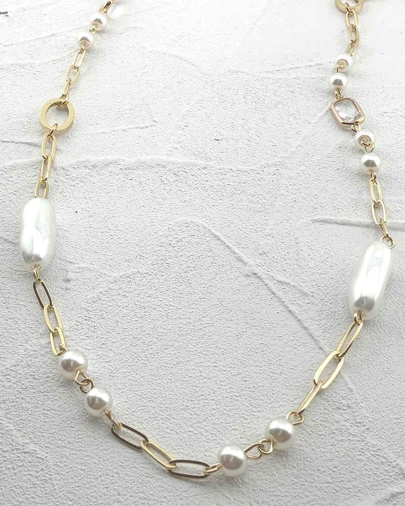 Pearl Social Long Necklace