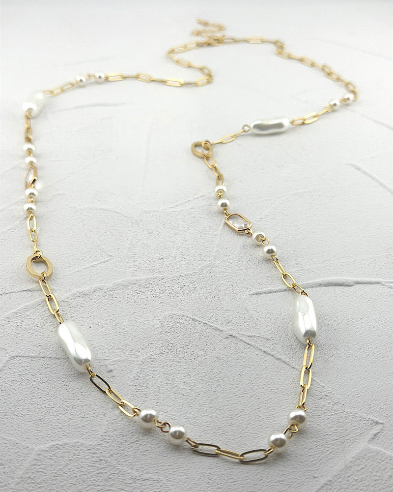 Pearl Social Long Necklace