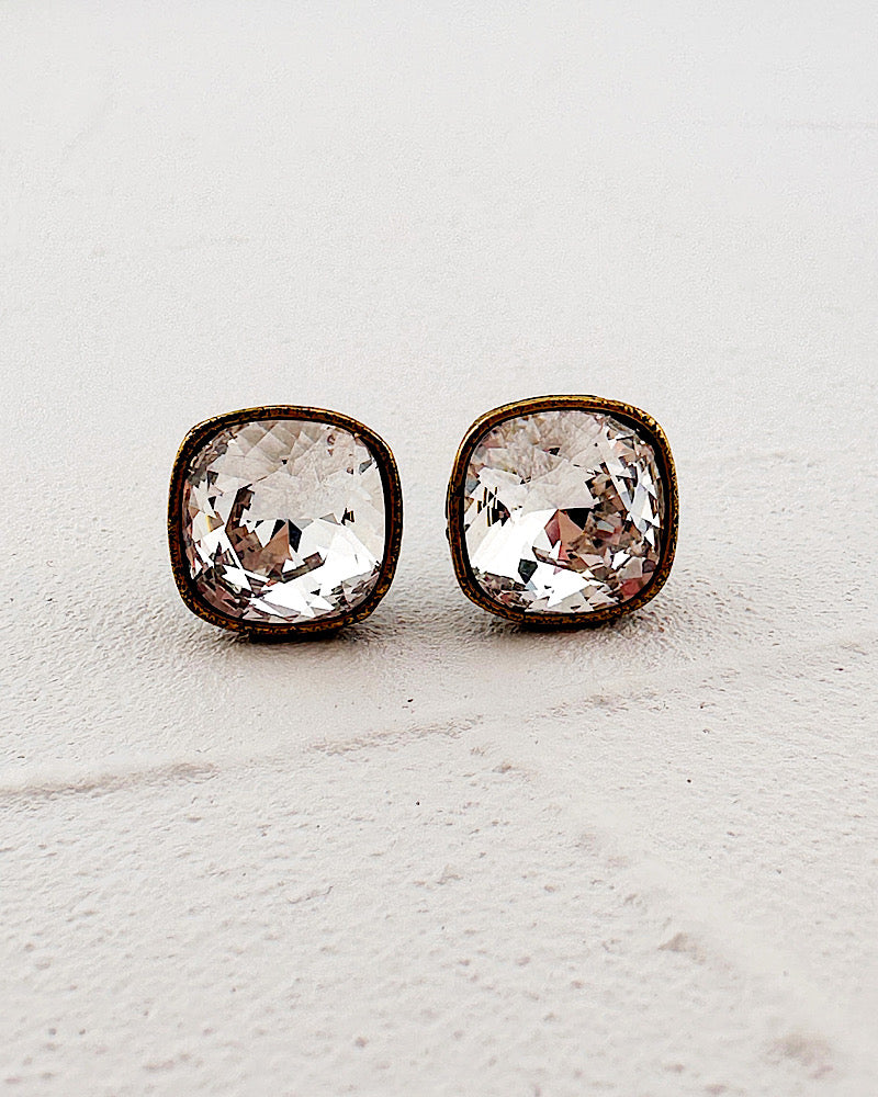 Kamille Gold/Clear Petite Studs