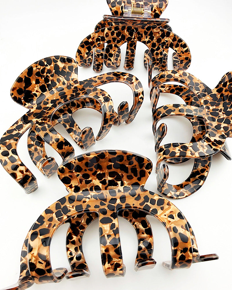 Spotted Claw Hair Clip