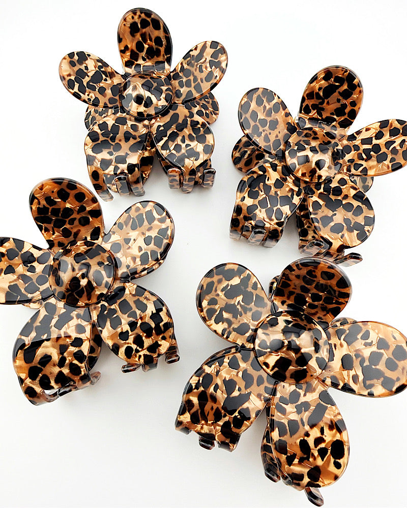 Spotted Flower Hair Clip