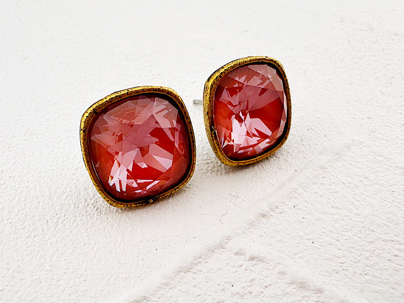 Kamille Coral Studs