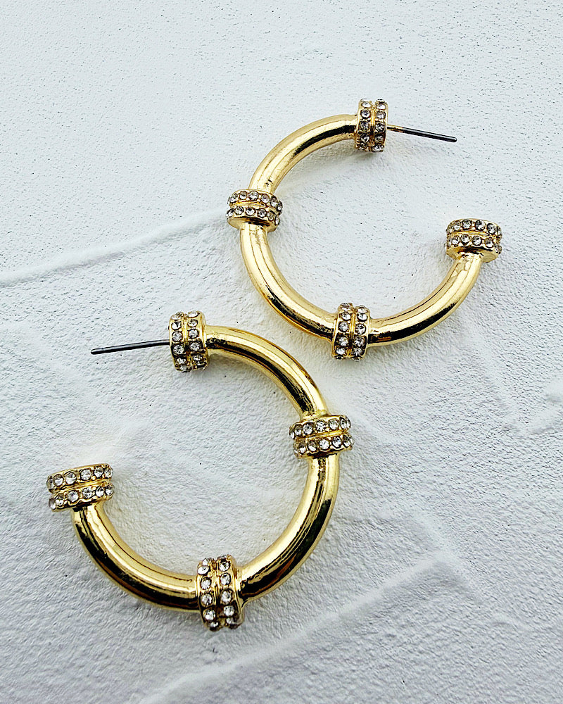 Simone Hoops