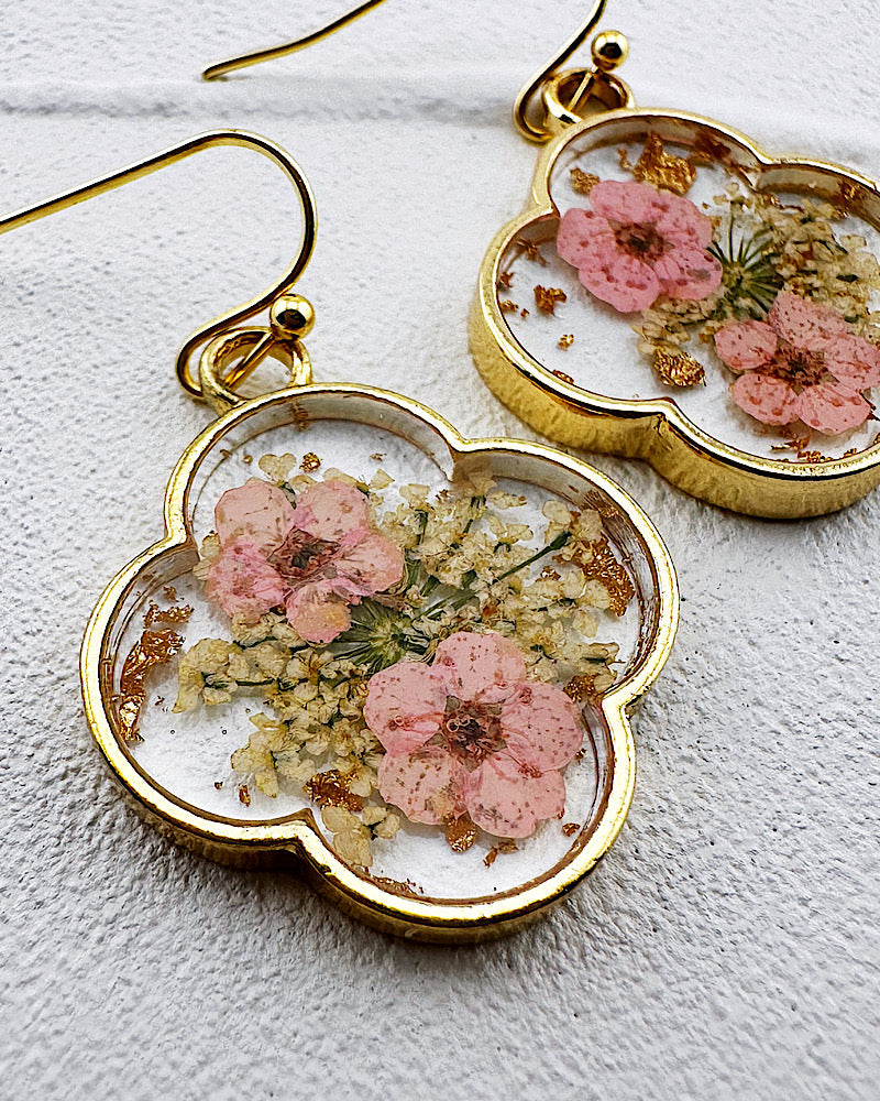 Lila Dried Flower Earrings