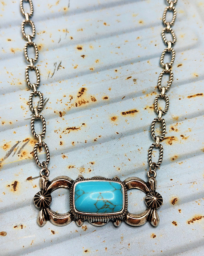 Dusty Hollow Necklace