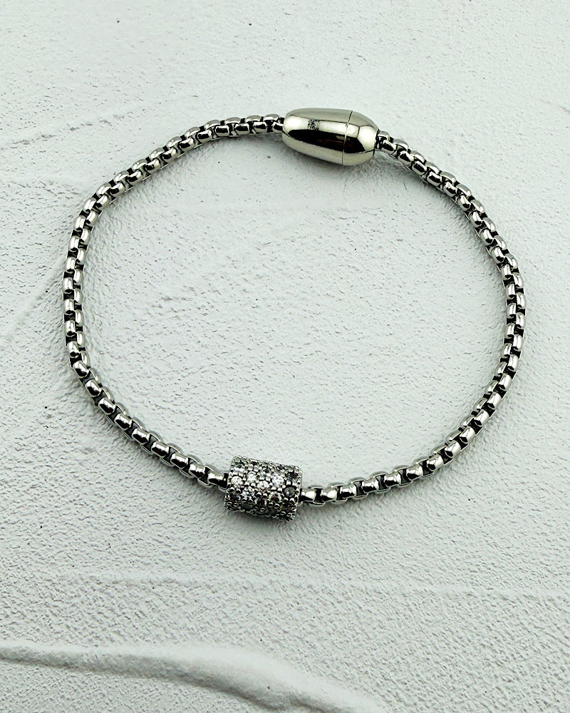 Lustrous Links Bracelet