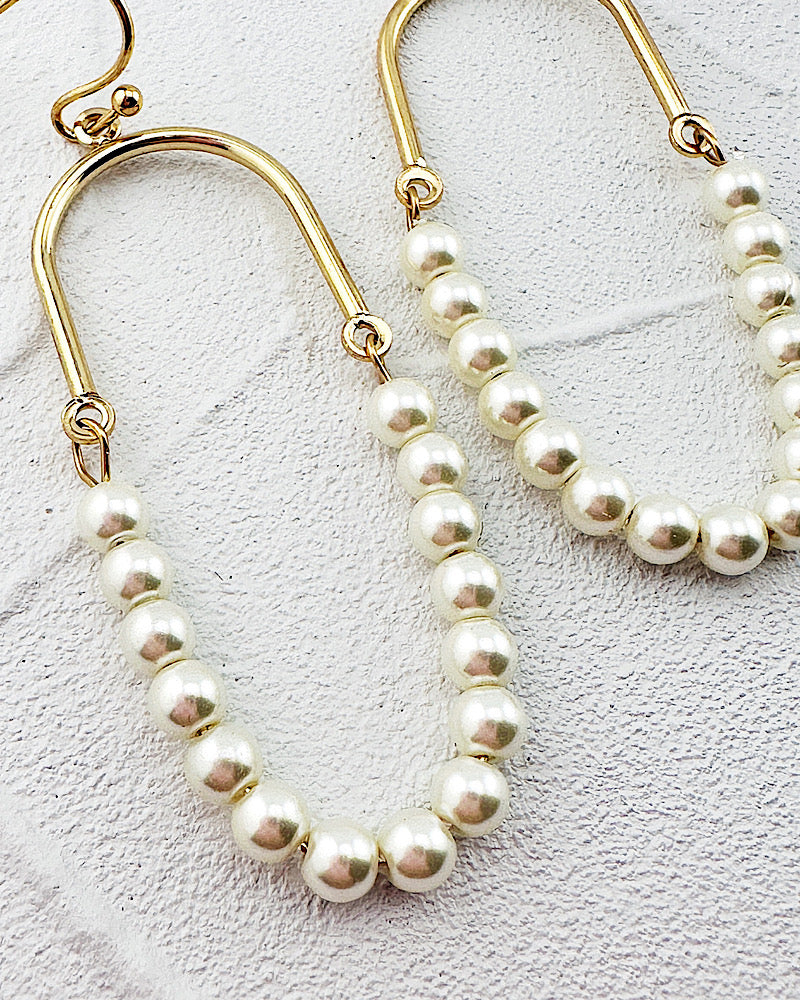 Lindsey Pearl Earrings