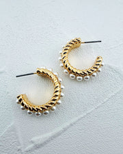 Victoria Pearl Hoops