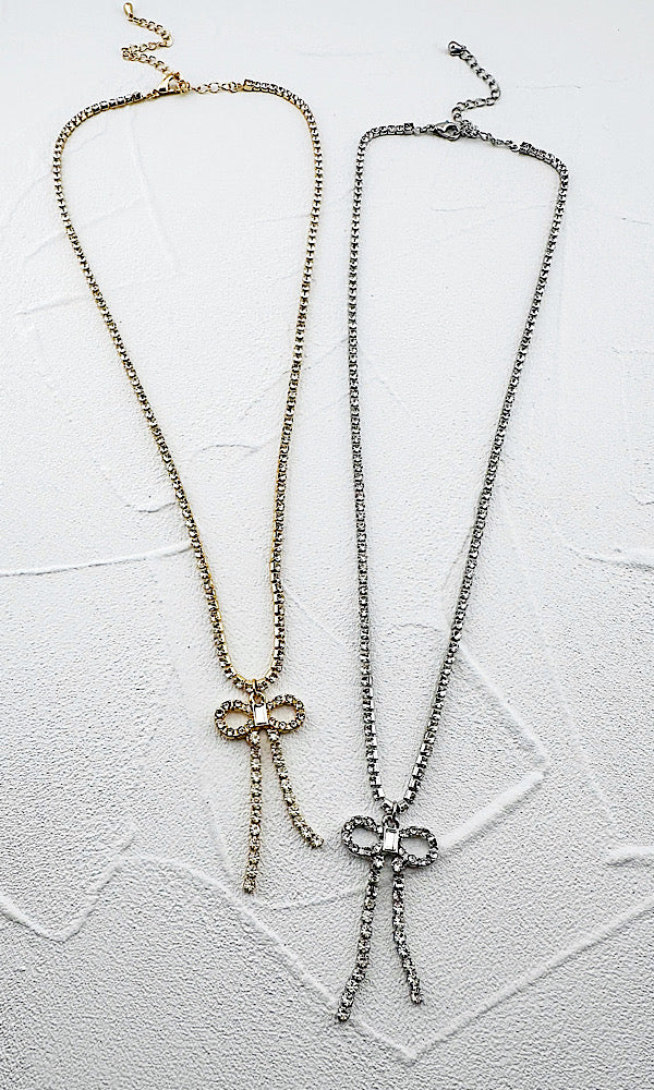 Gentry Bow Necklace