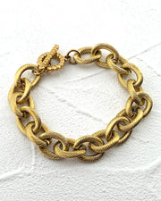 Chic Chain Bracelet