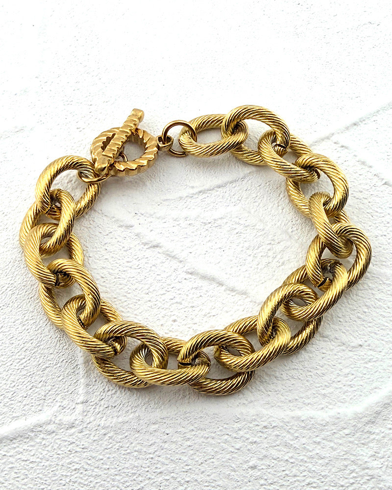 Chic Chain Bracelet