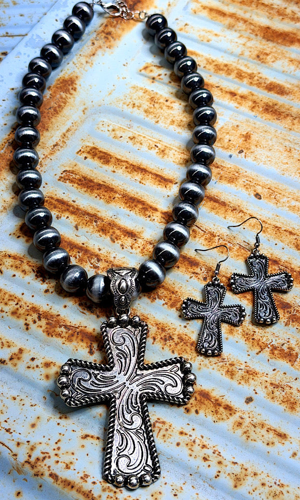 Jessie Cross Necklace Set