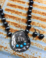 Chisholm Charm Necklace Set