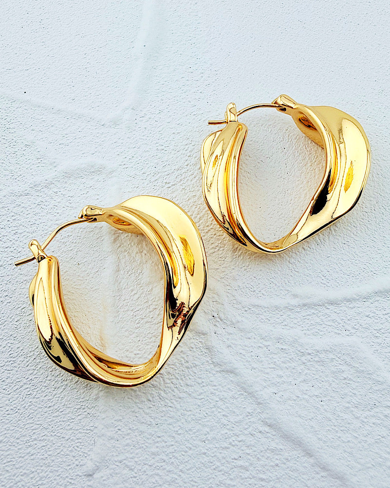 Jacqueline Hoops