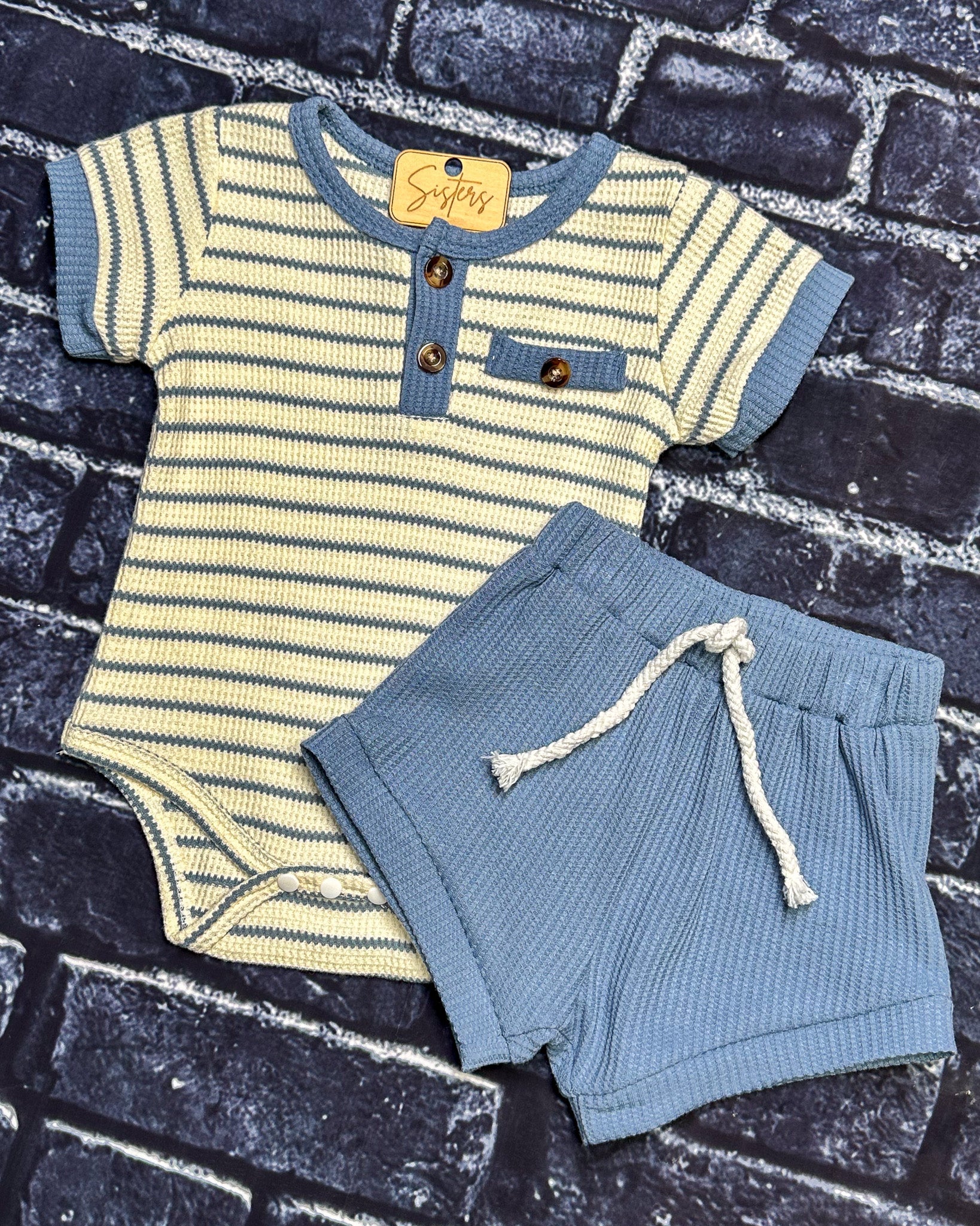 Oliver Striped Outfit