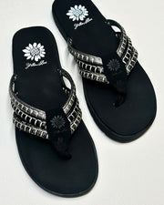 Fitzen Black Sandals