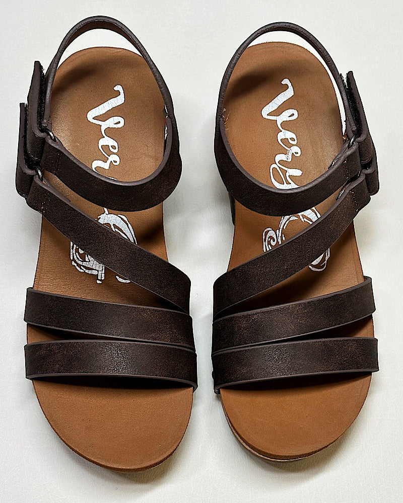 Hadley Chocolate Platform Sandals