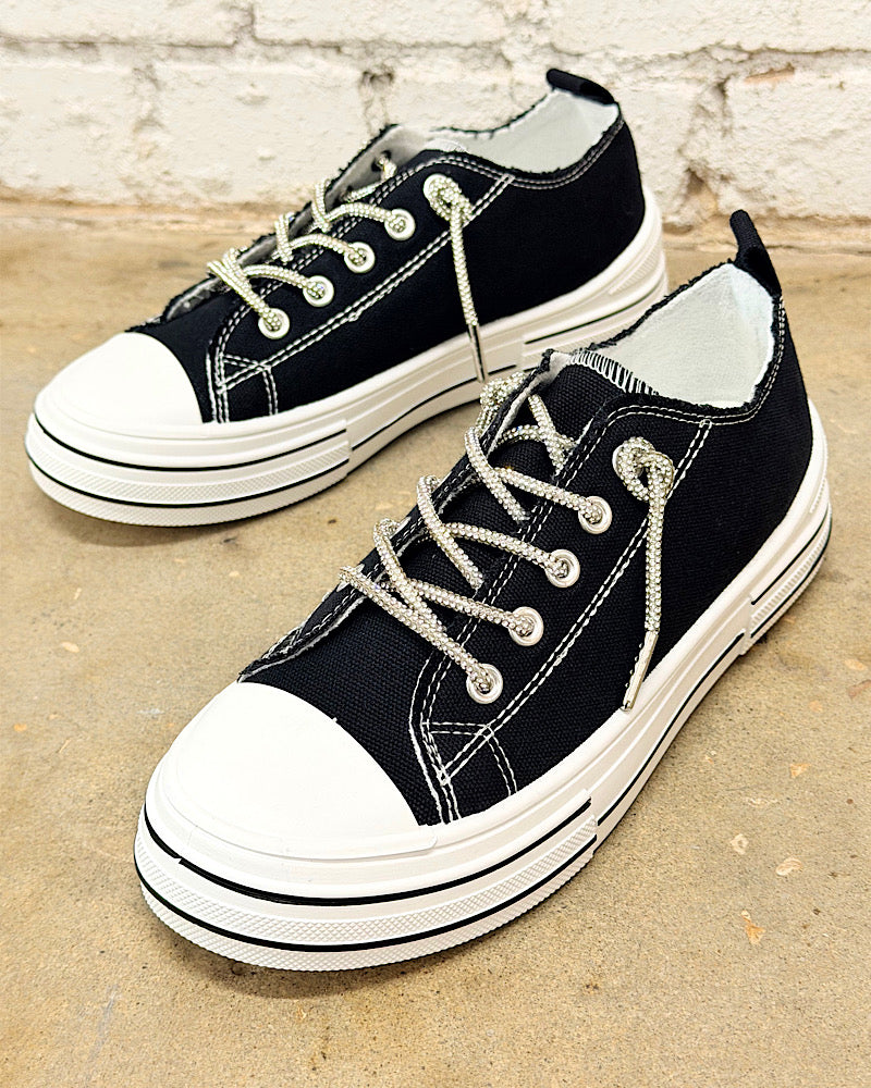 Wild Card Black Sneakers