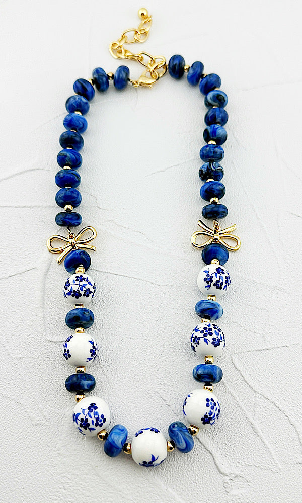 Ava Bow Necklace