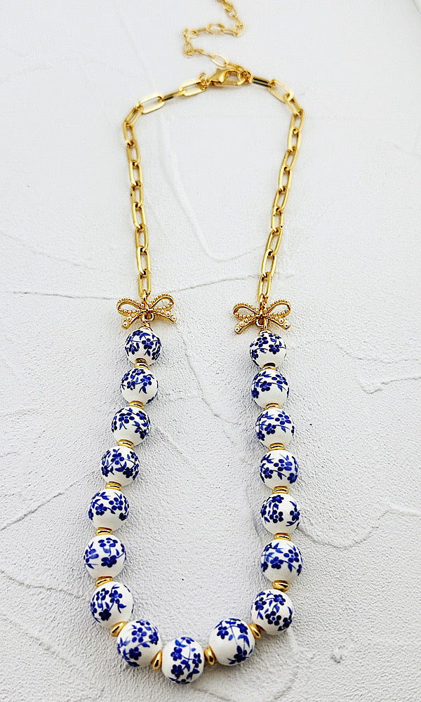 Isabella Bow Necklace