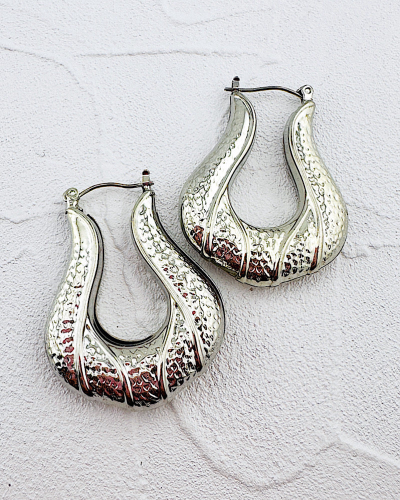 Jolie Hoops