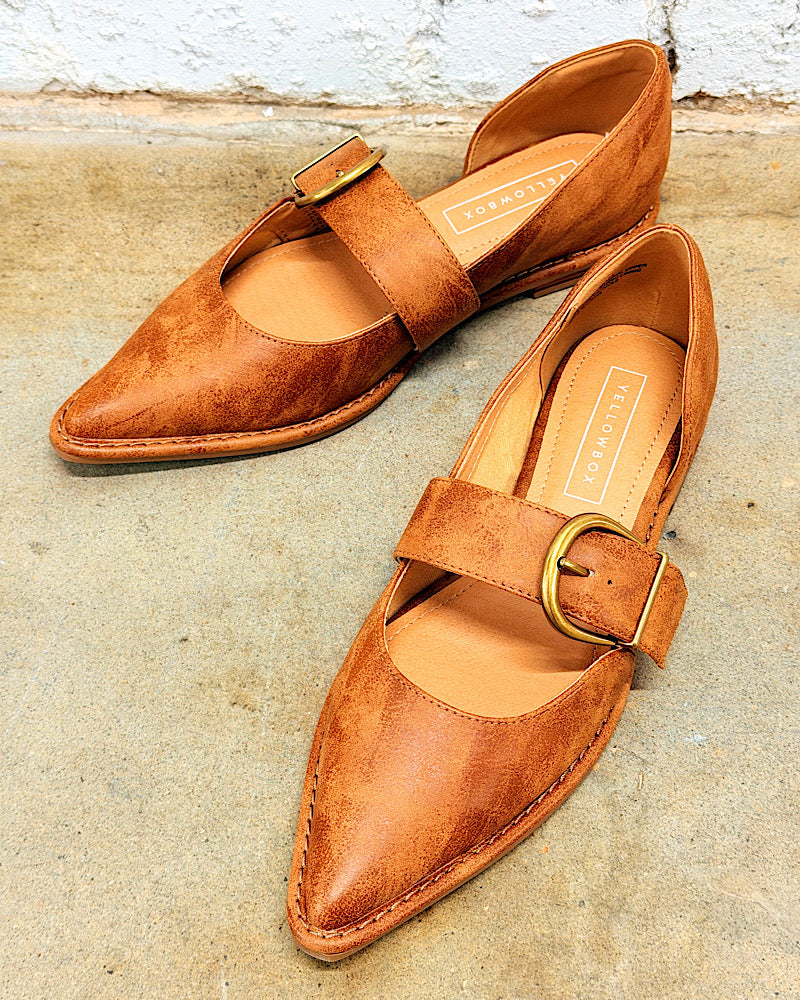 Romeria Tan Flats