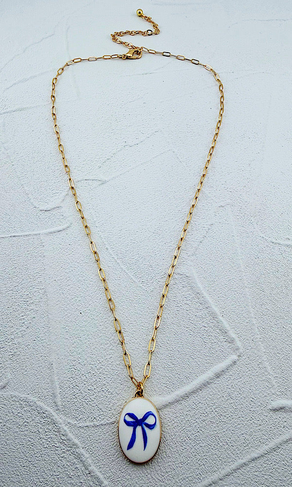 Timeless Bow Necklace