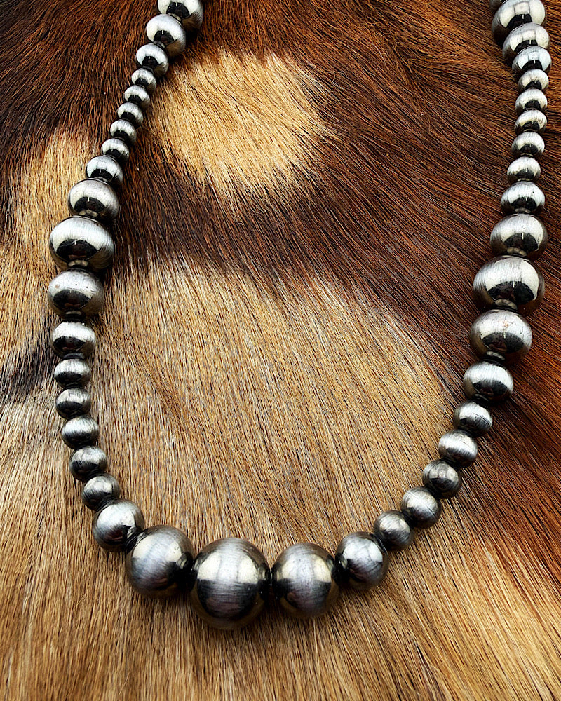 Casper Navajo Pearl Necklace