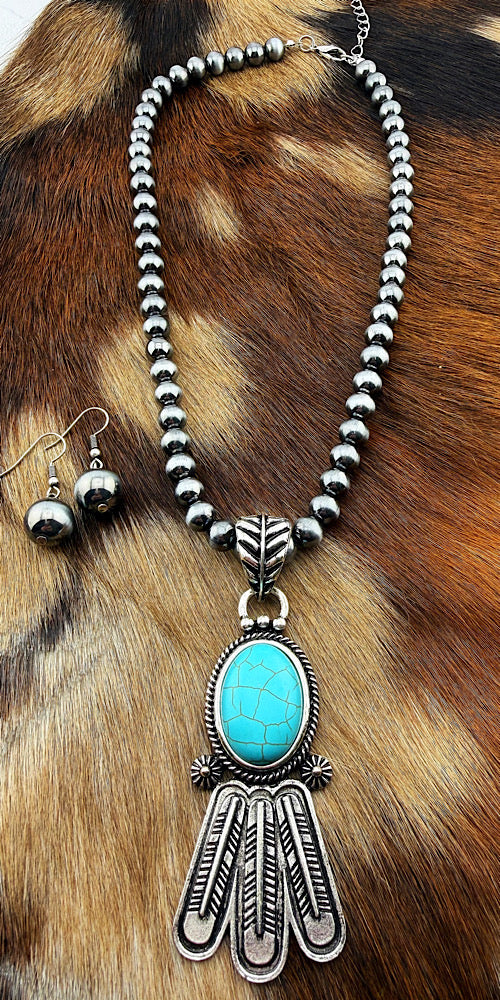 Telluride Necklace Set