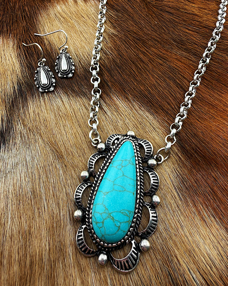 Salida Necklace Set