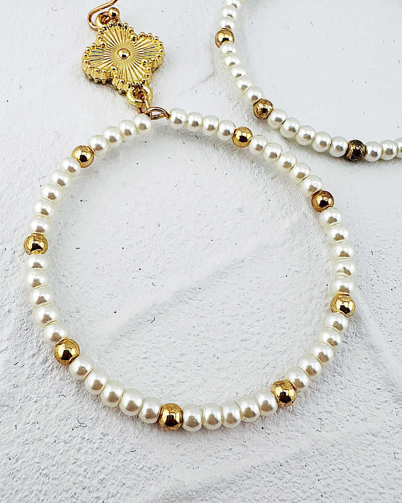 Cory Pearl Earrings