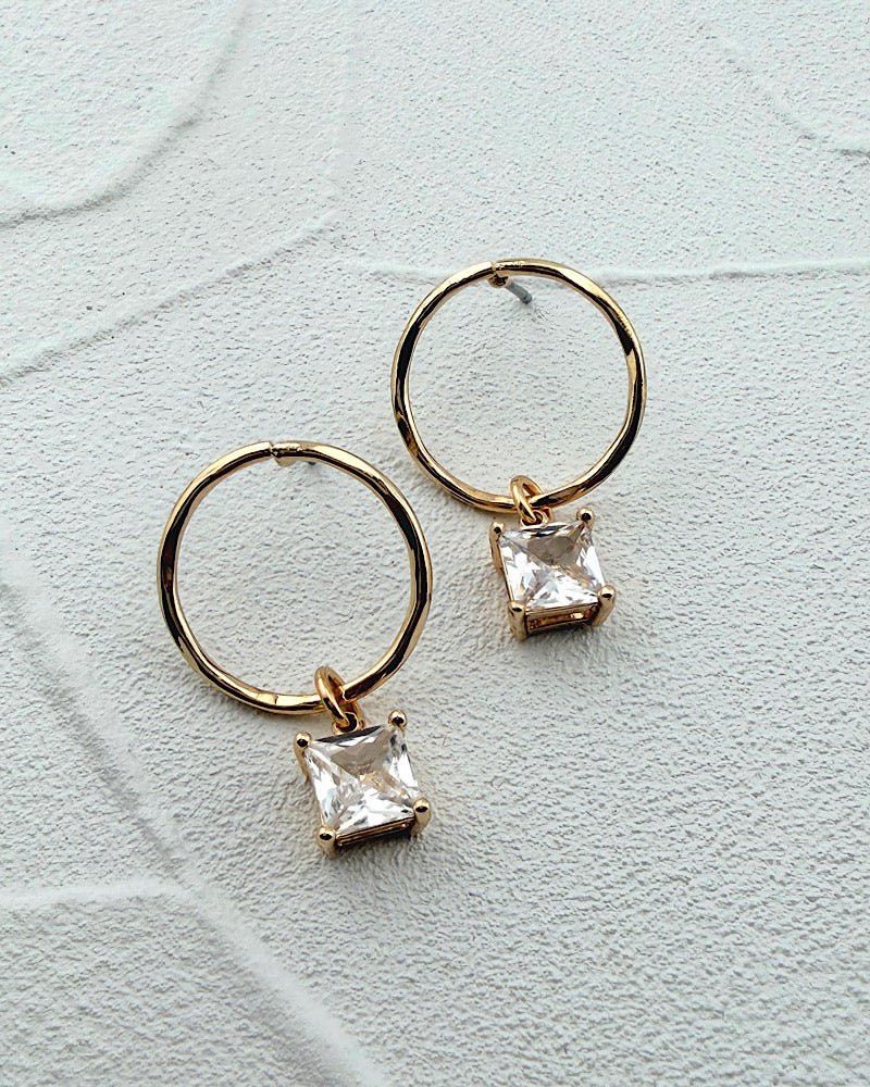 Dazzle Me Earrings