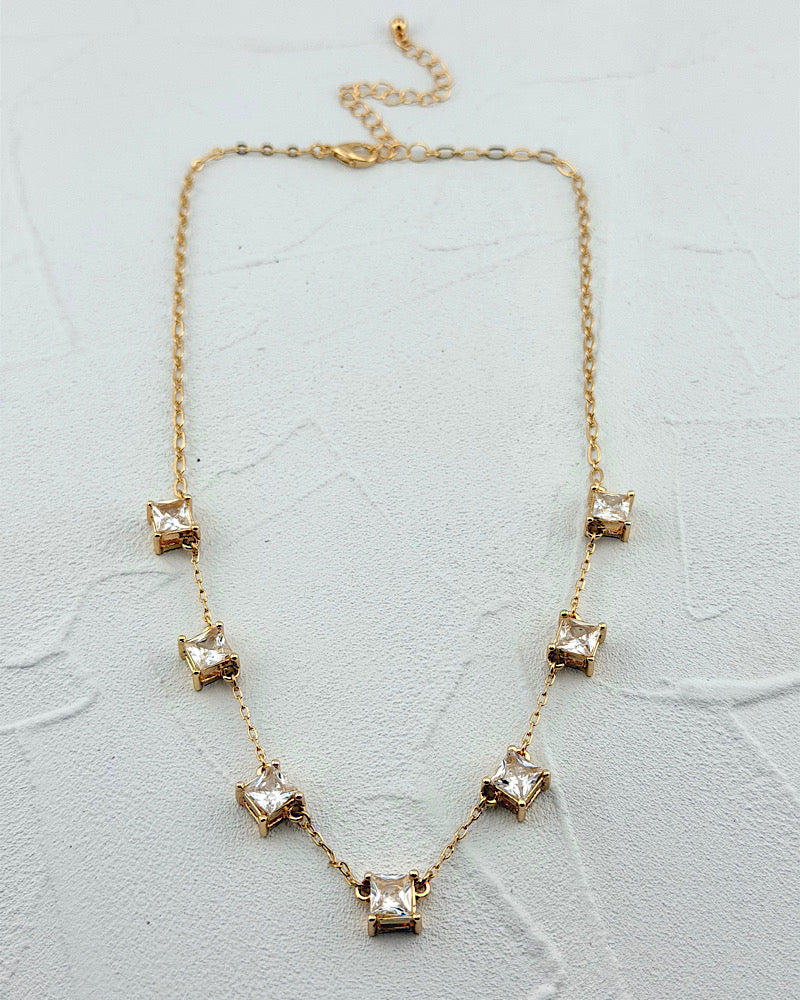 Dazzle Me Necklace