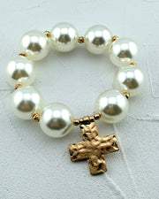First Class Pearl Bracelet