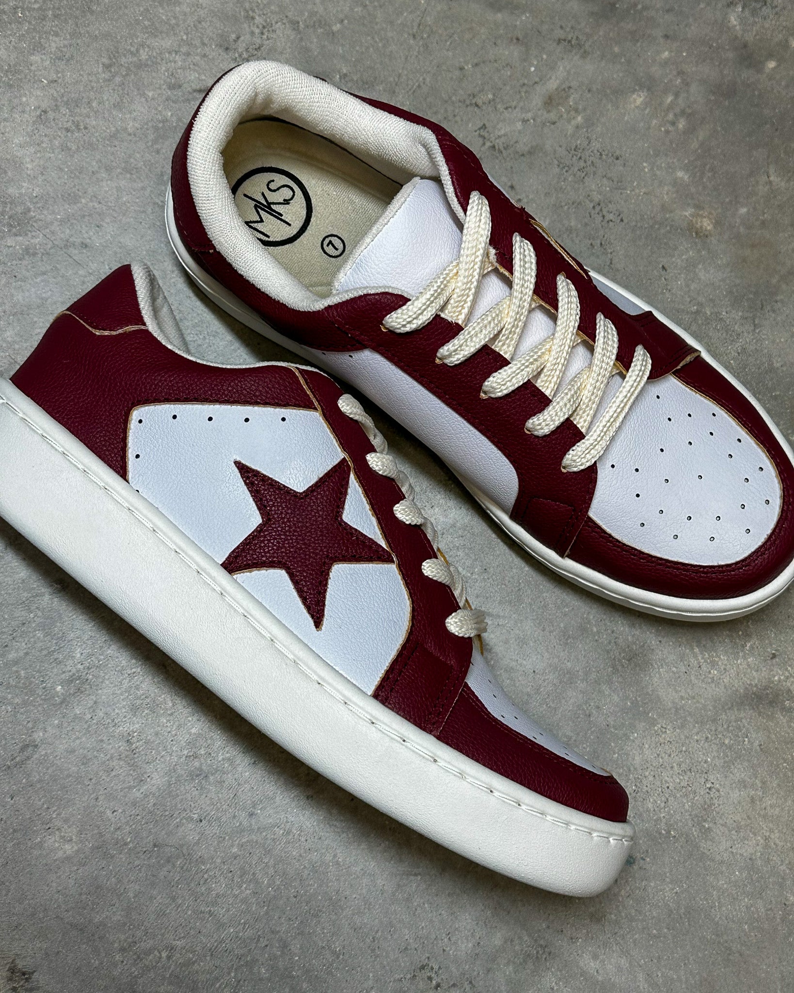 Spirit Toes Maroon Sneakers