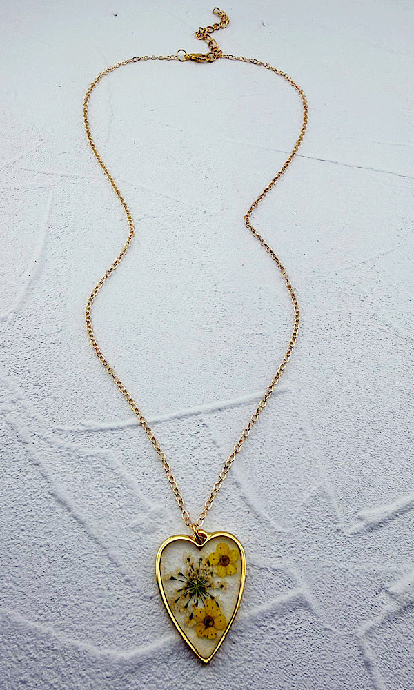 Primrose Heart Necklace