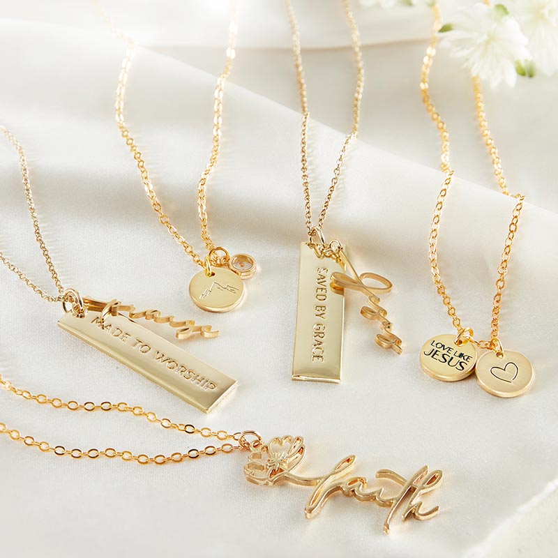 Name Plate Necklace - Praise