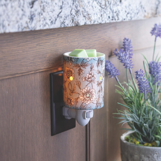 Flora Pluggable Warmer