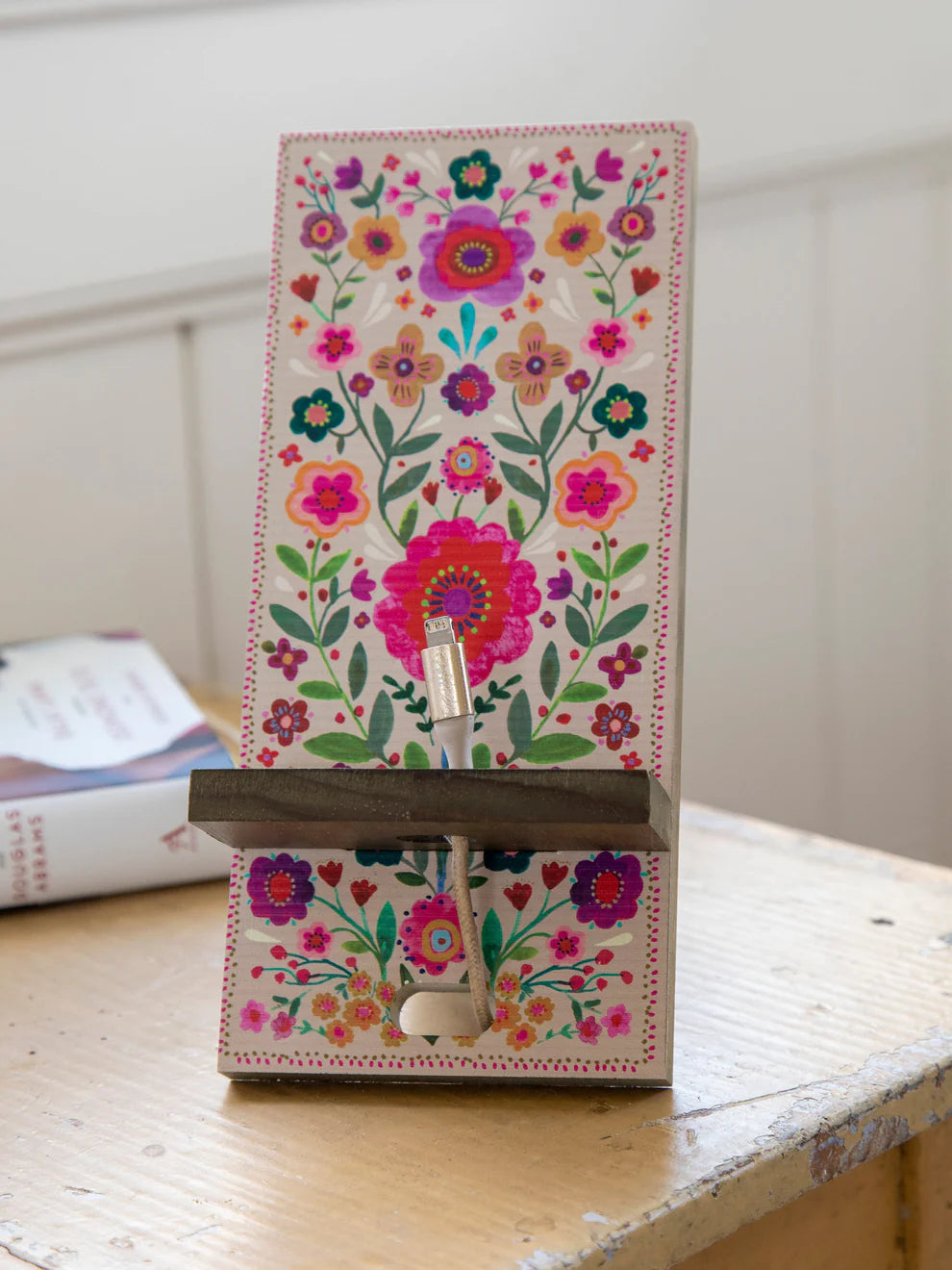 Cream Floral Phone Stand